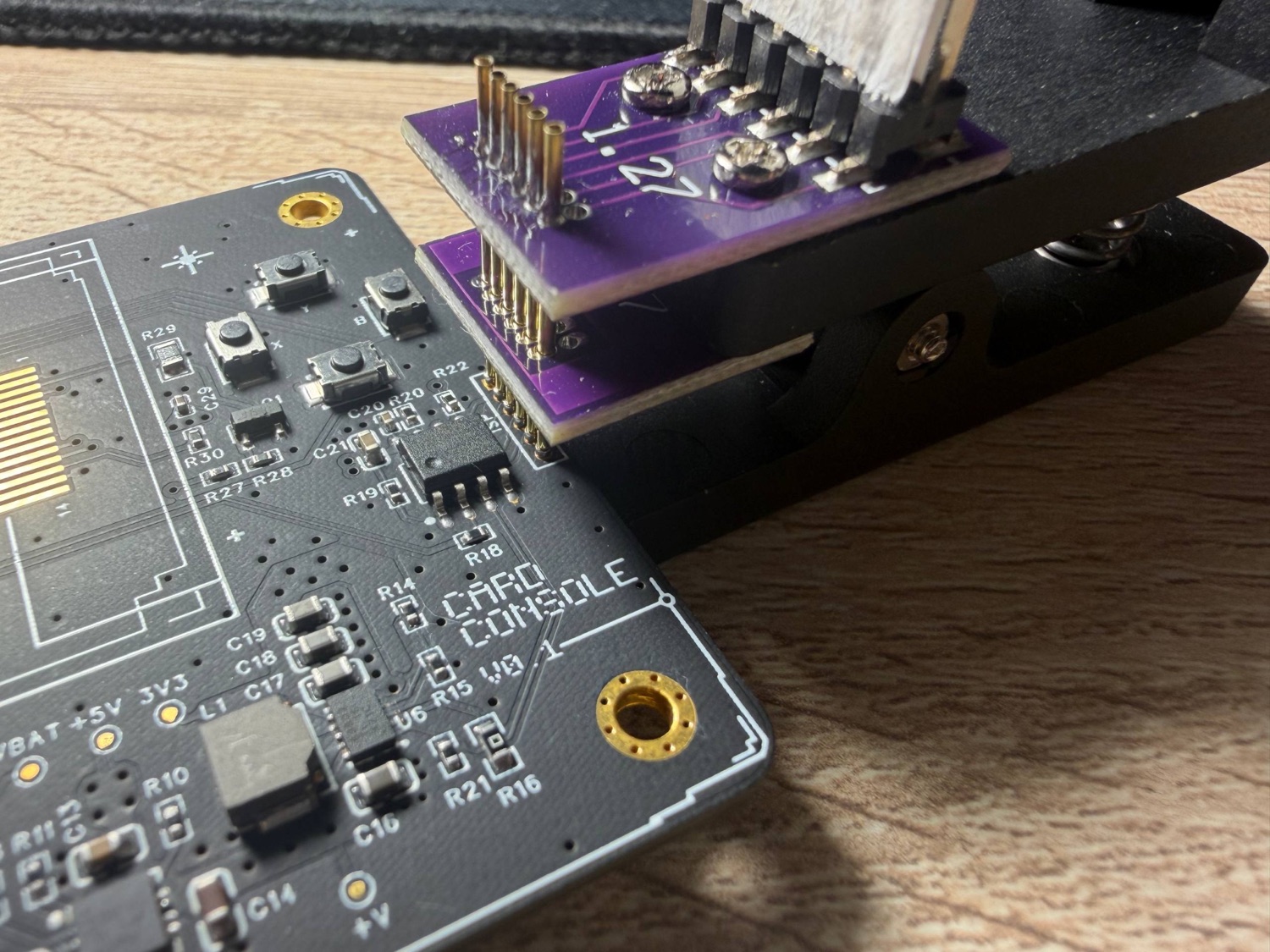 Фото 5 — Прошивка ATTINY13A через программатор USBasp в оснастке с прижимными контактами (1,27 мм)
